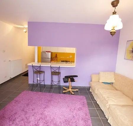 Borgo San Michele 1 * Sala Comacina